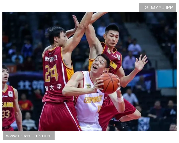 曹圭成闪耀赛场引爆关注，球迷热议其比赛影响力